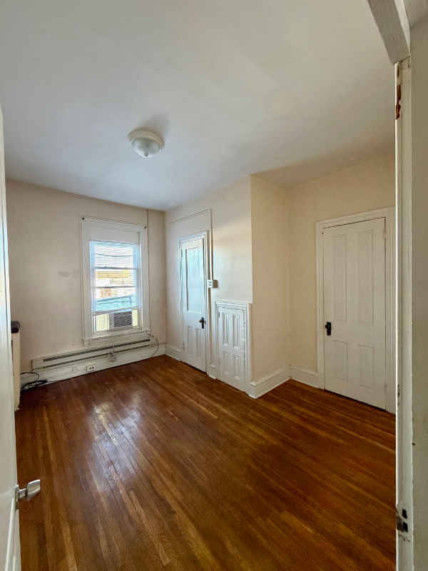 837 Washington St unit 3 – photo 4