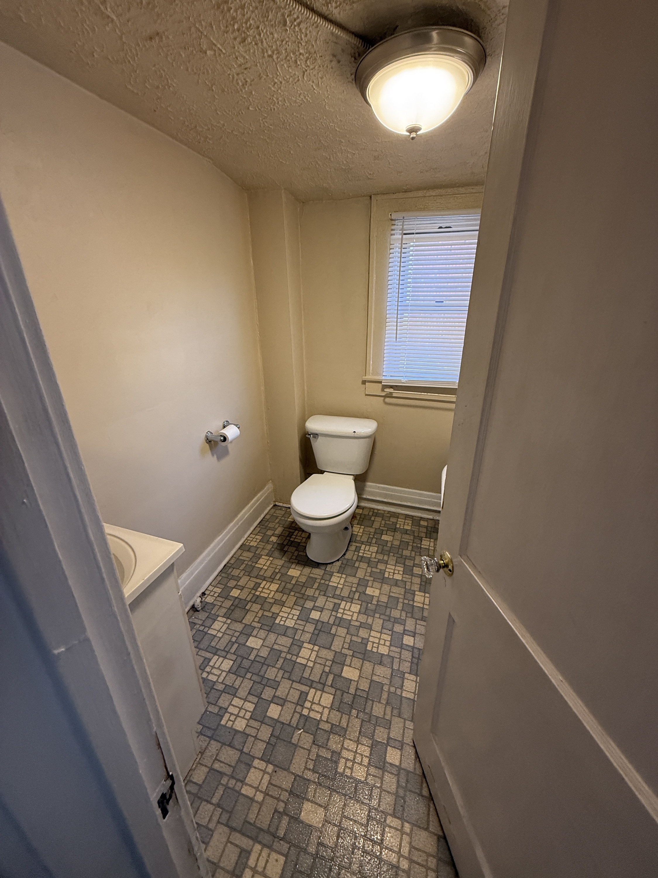 835 12th Ave unit 4 – photo 3