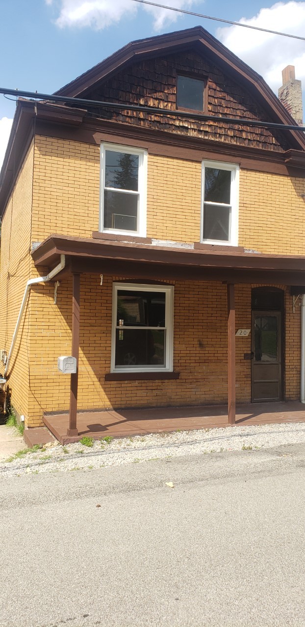 20 Beyrleye Ave – photo 4