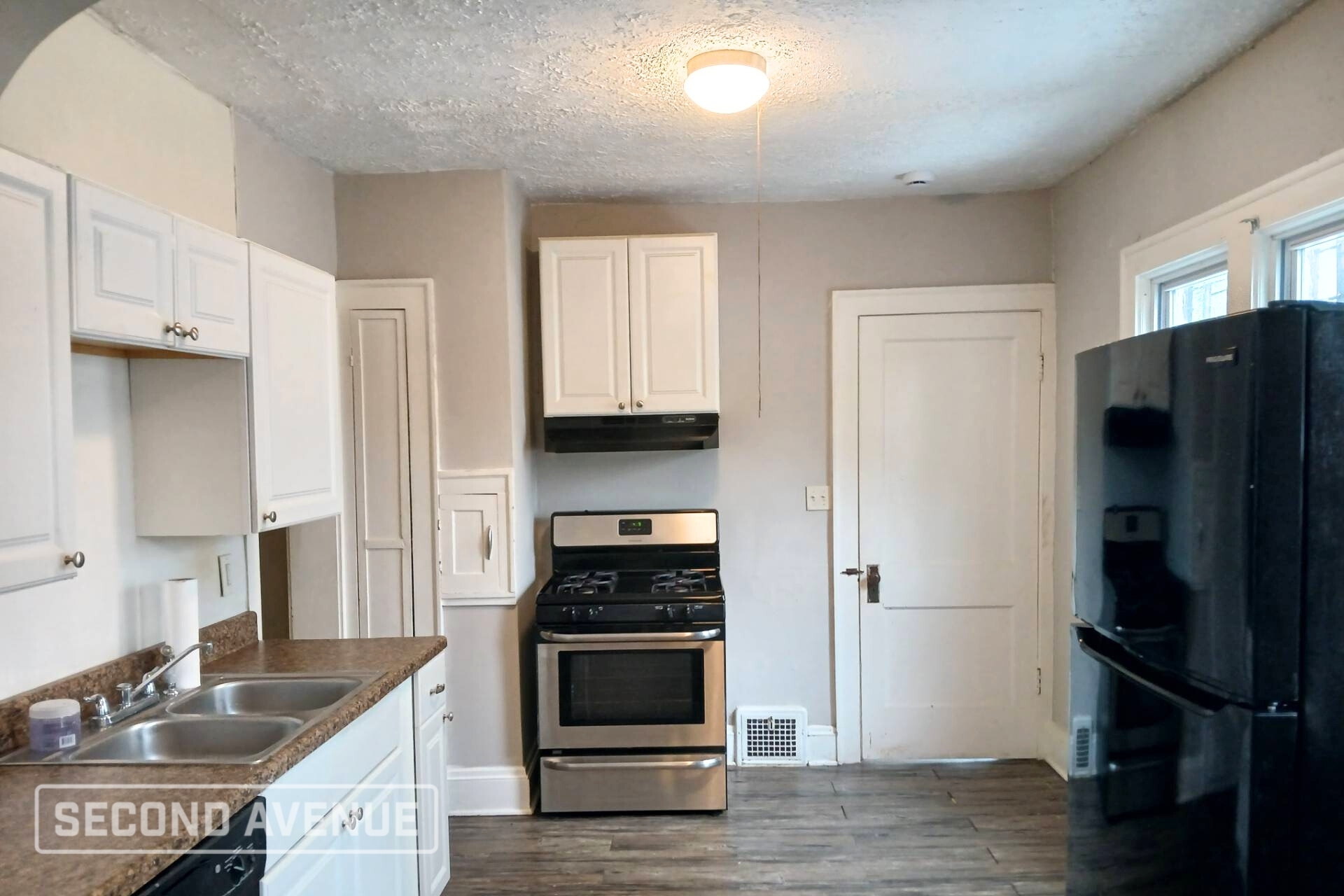 11512 Harvey Ave – photo 4