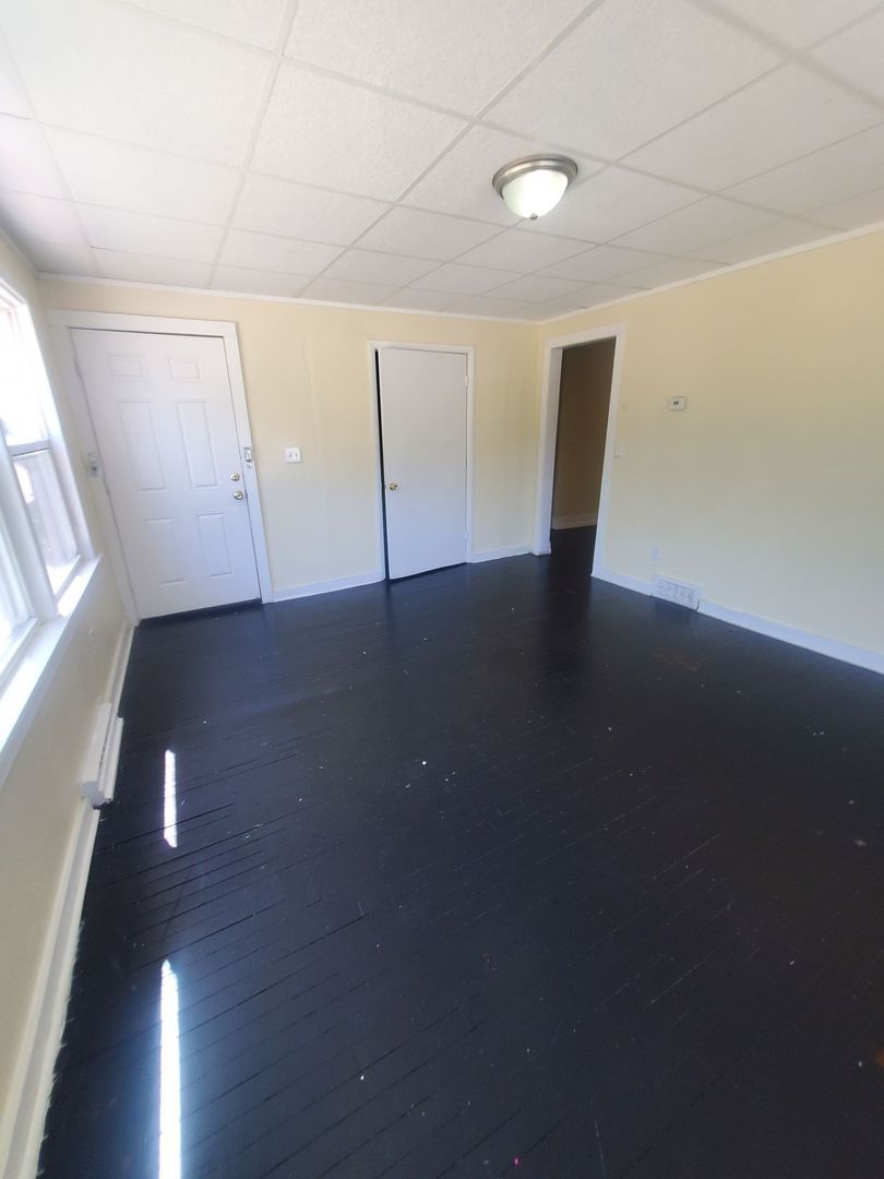 1634 Mead St unit Unit 1 - Lower Front – photo 1