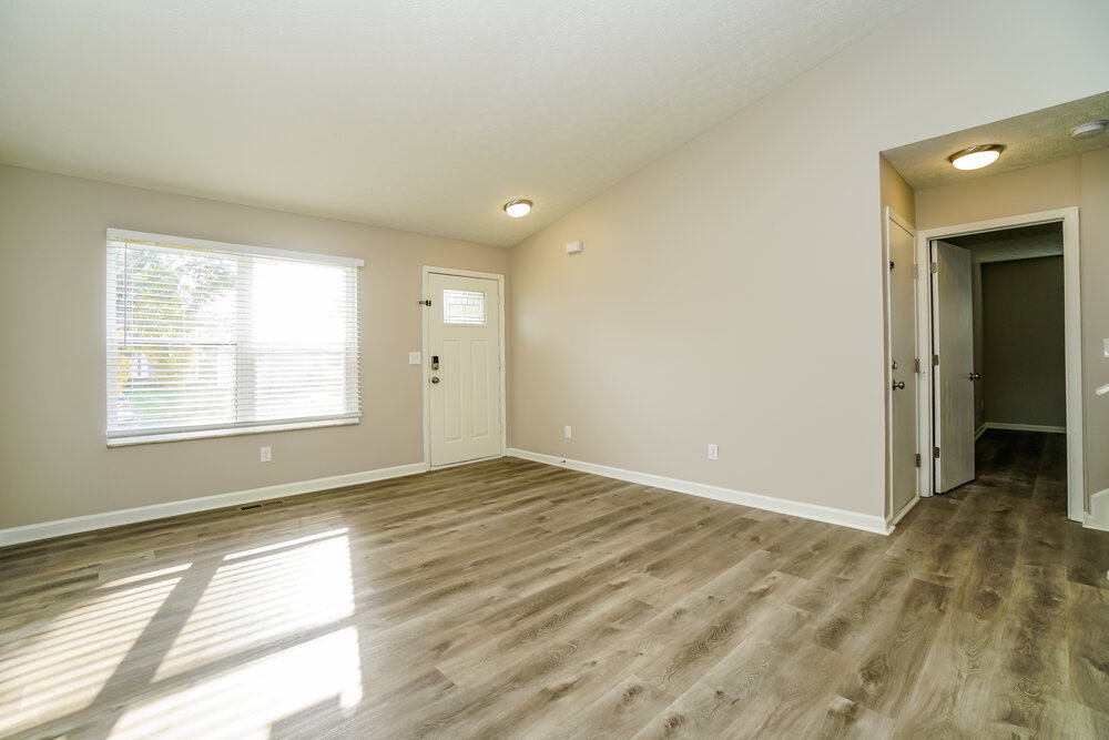 2146 Kingsglen Dr – photo 5
