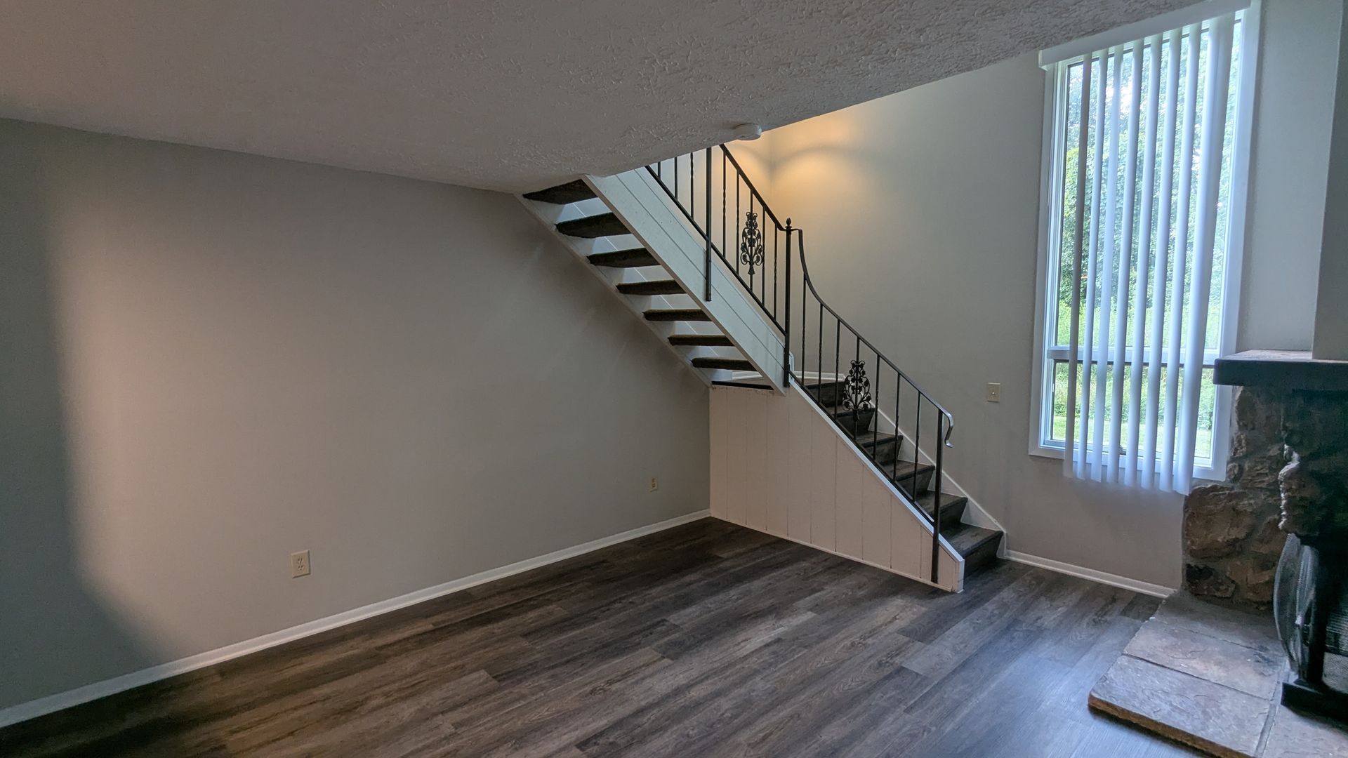 819 Kerns Dr NE unit Apt A (Loft) – photo 3