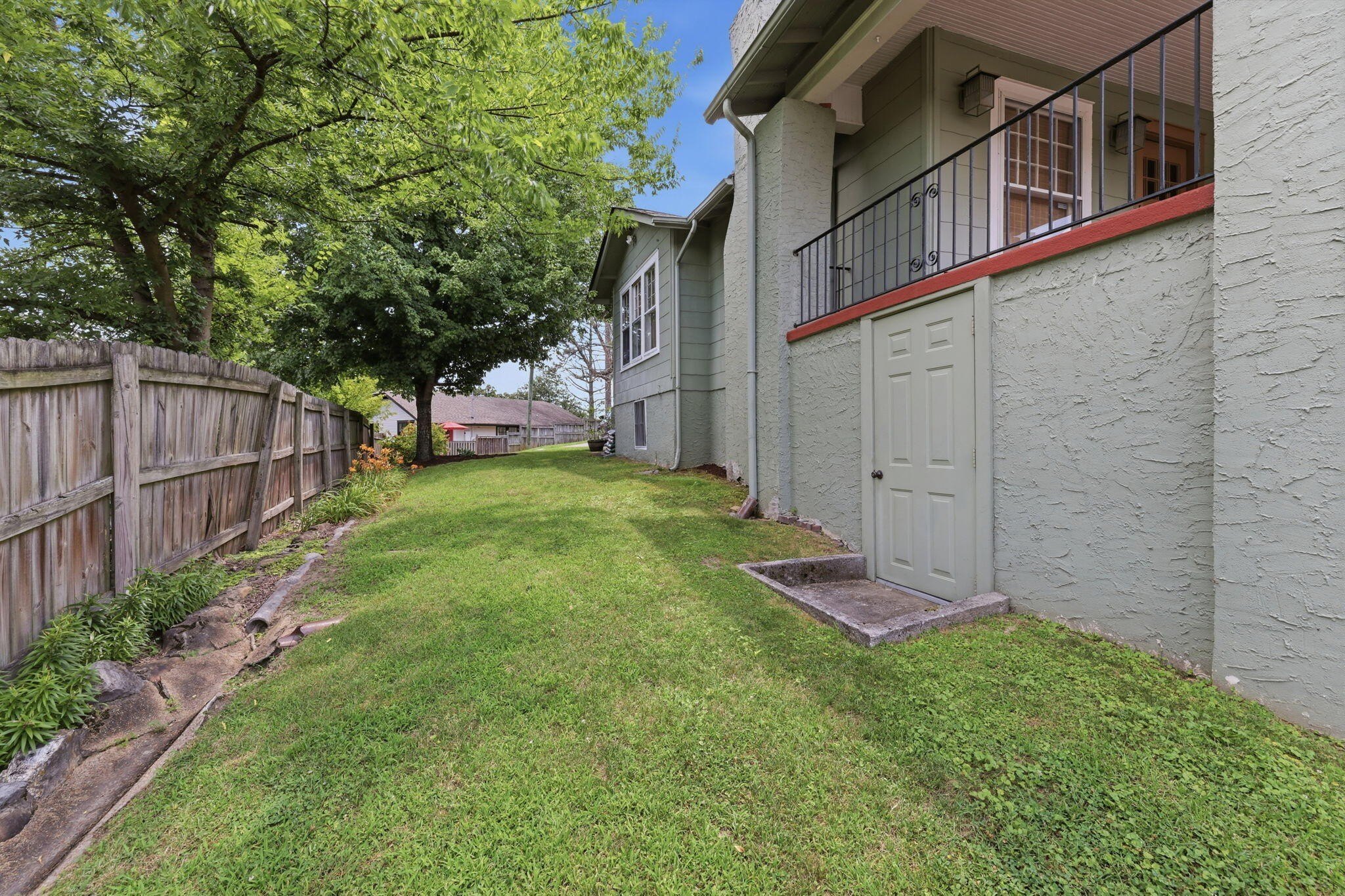 1105 Westwood Ave – photo 5