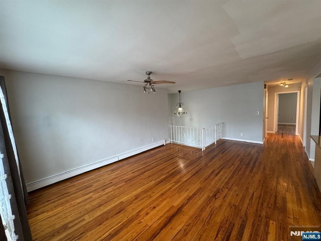 1038 Kingsland Ln – photo 2