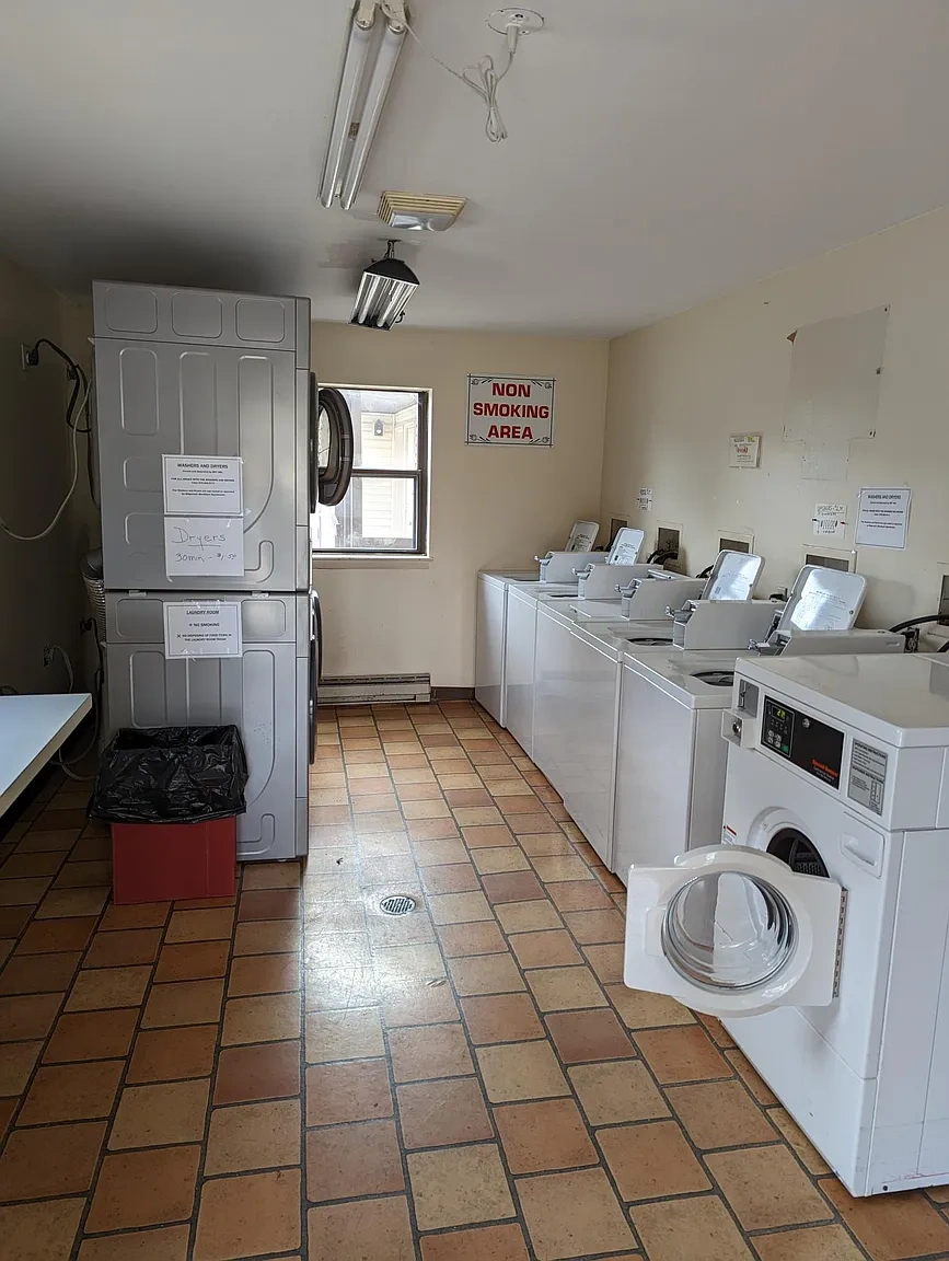 ridgeview westlawn apartments – photo 1