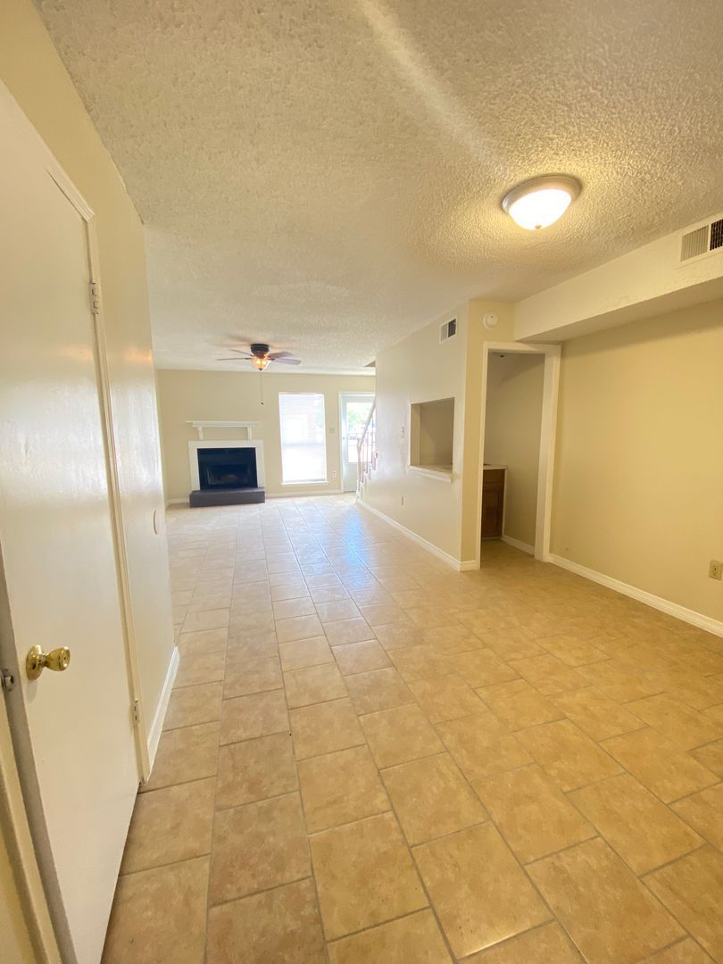 3023 Toulon Dr unit 3023-A – photo 3