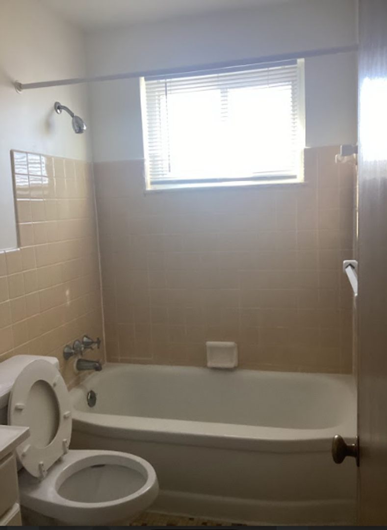 22450 Euclid Ave unit CC 202 – photo 4