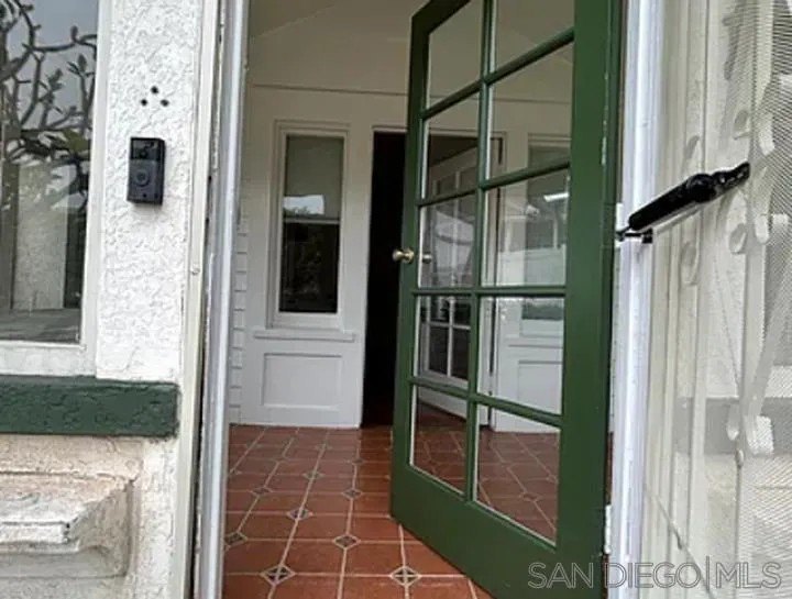 2220 Rosecrans St – photo 5