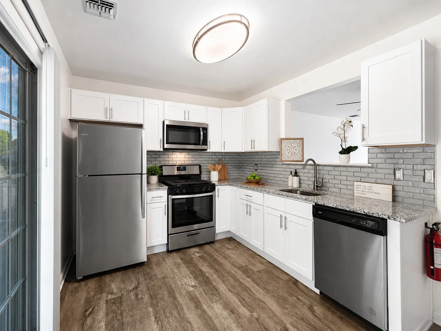 Mews at Annandale Townhomes – photo 1