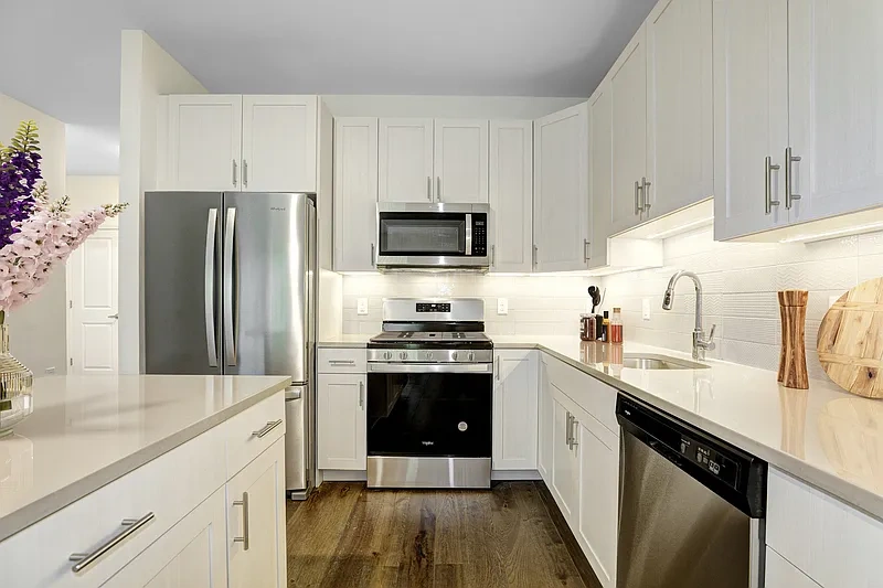 Pondview Estates – photo 3