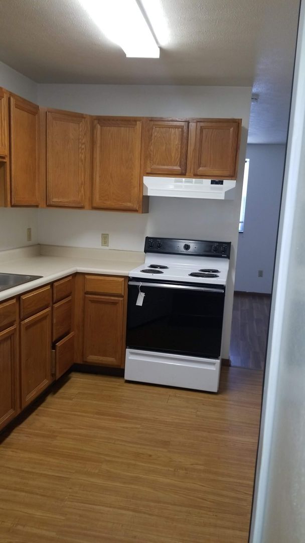 100 W Ridge Ave unit Unit #12 – photo 1
