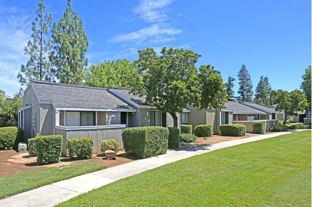 River Park Villas – photo 3