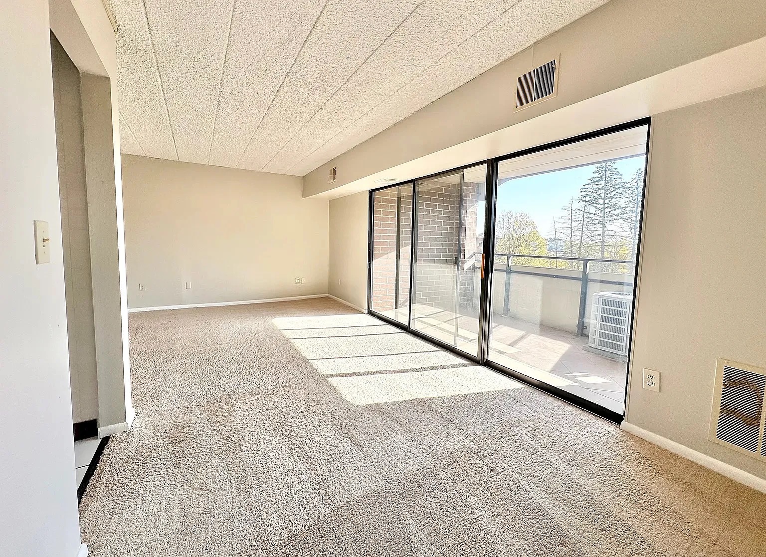 712 McKnight Cir – photo 2