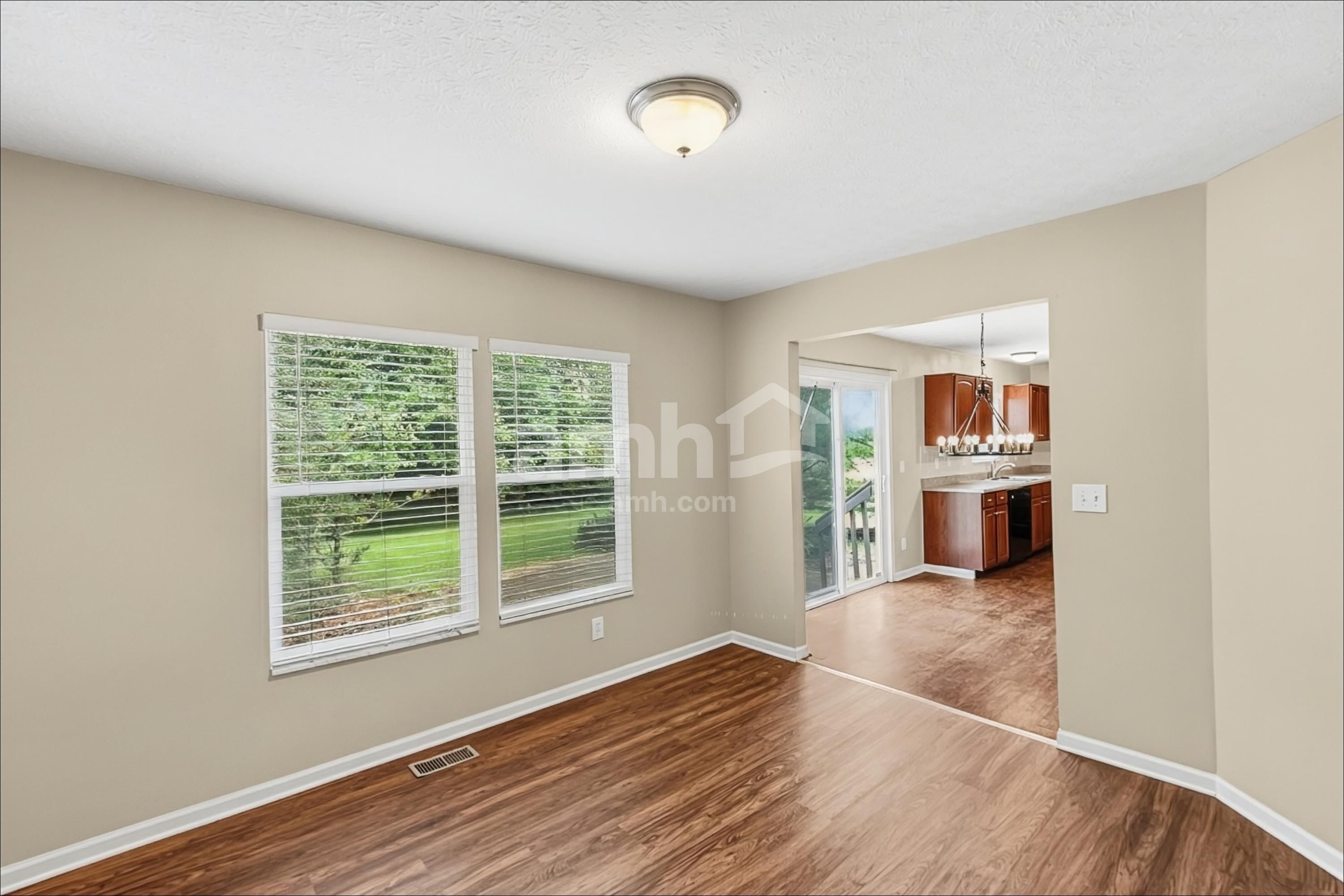 235 Kemperwood Dr – photo 5