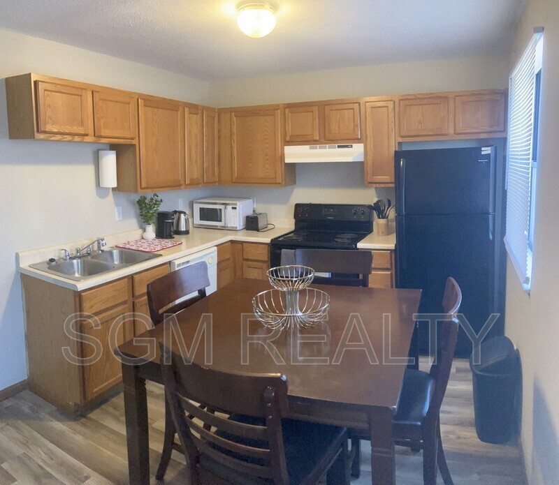 1009 Belle Valley Dr unit 10 – photo 1