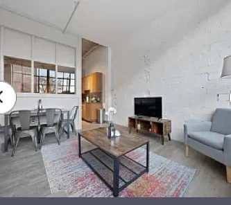 2125 Superior Living – photo 3