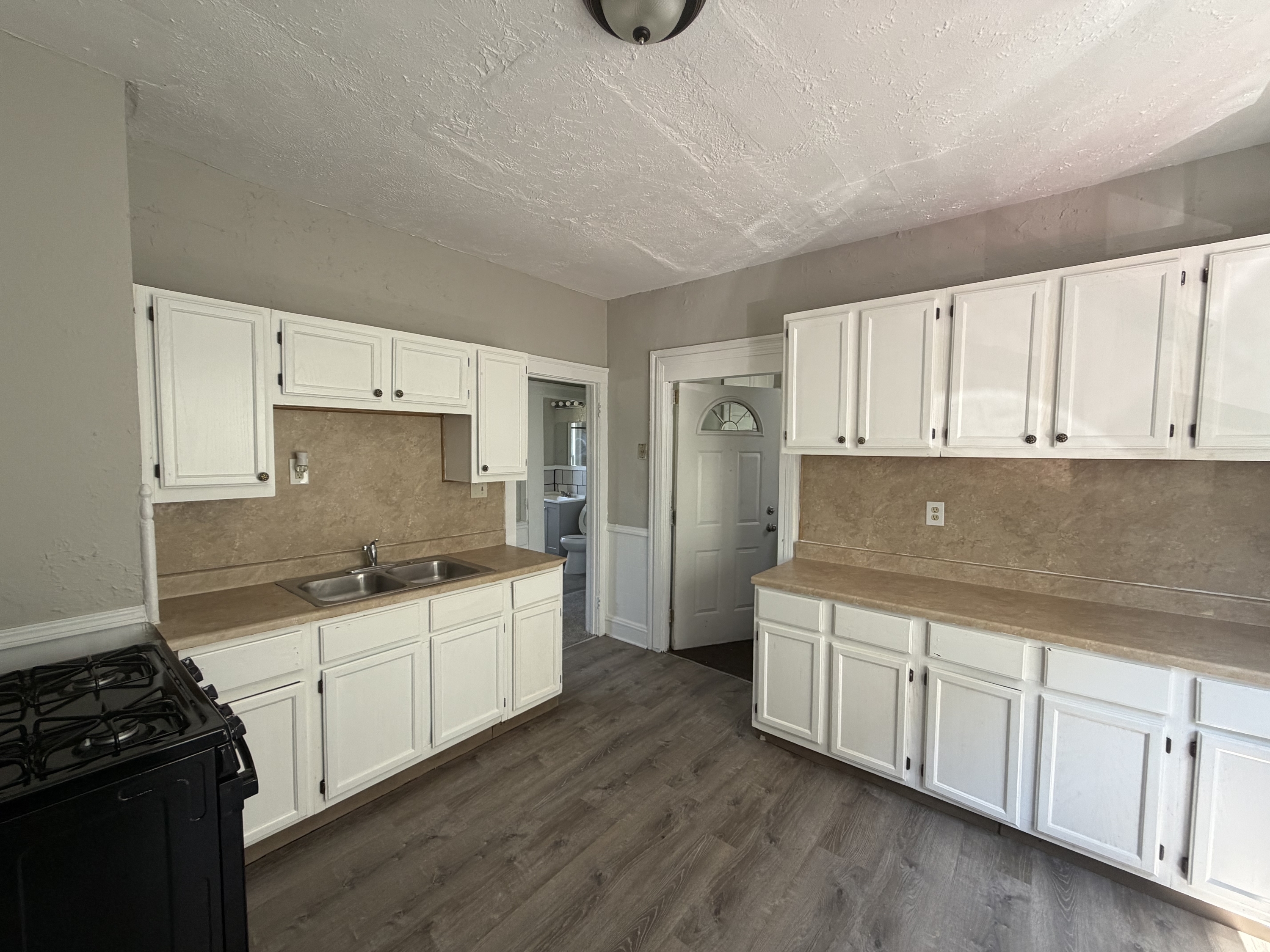 3349 E 125th St – photo 4