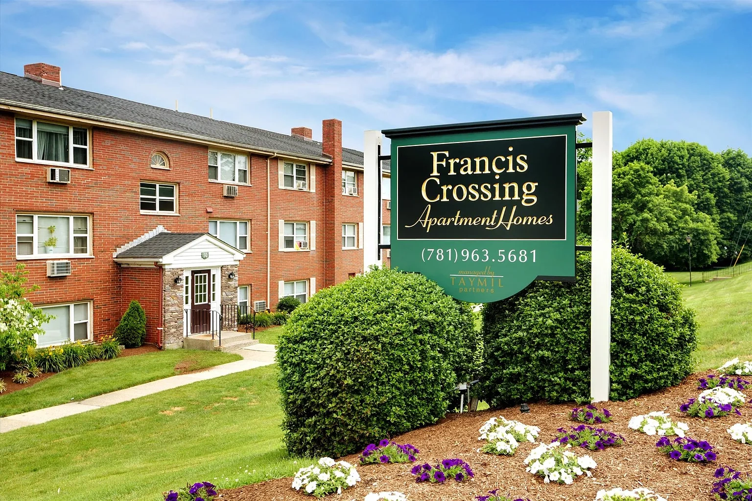 Francis Crossing Apartment Homes – photo 2