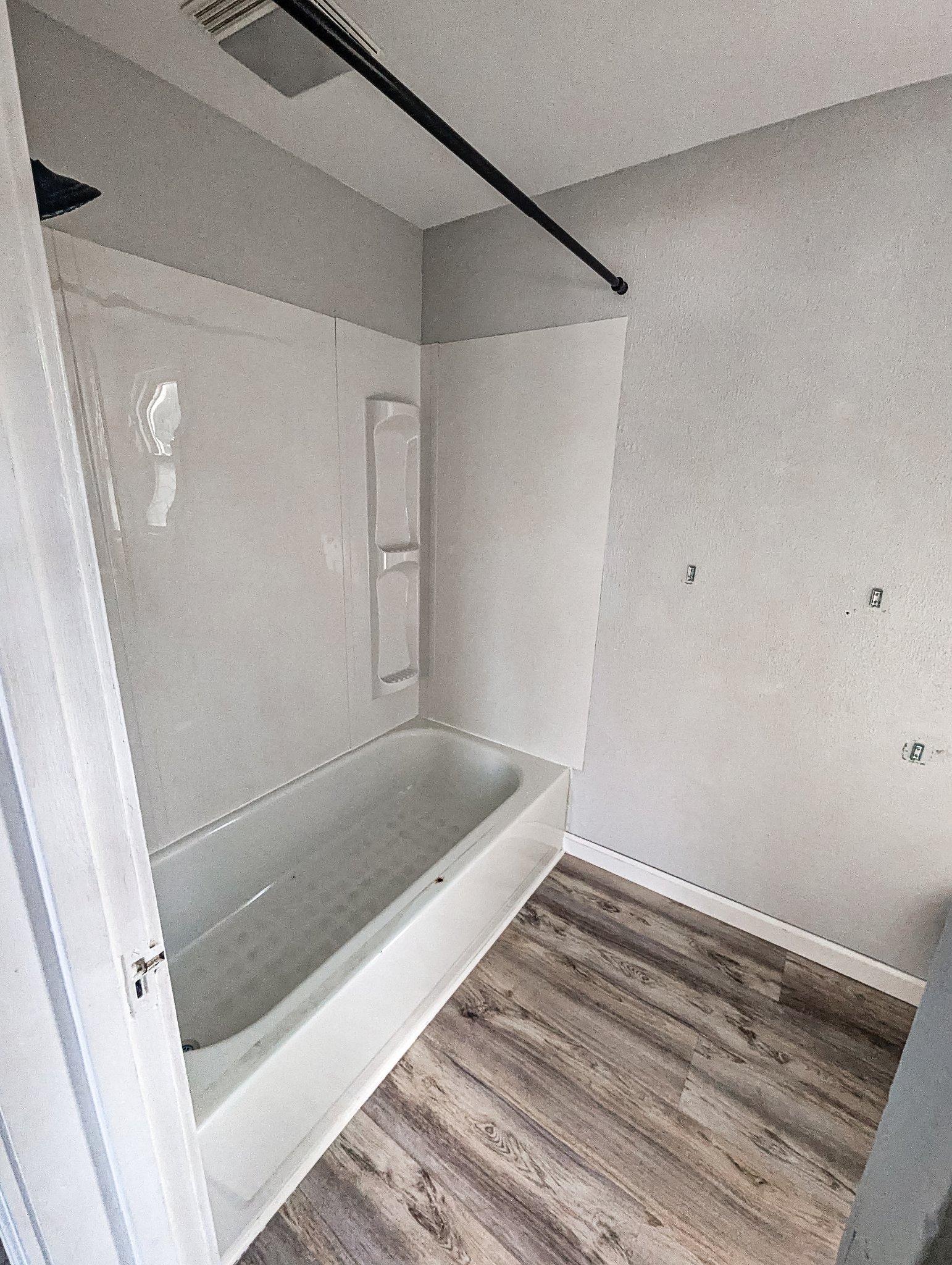 337 Elm St – photo 5