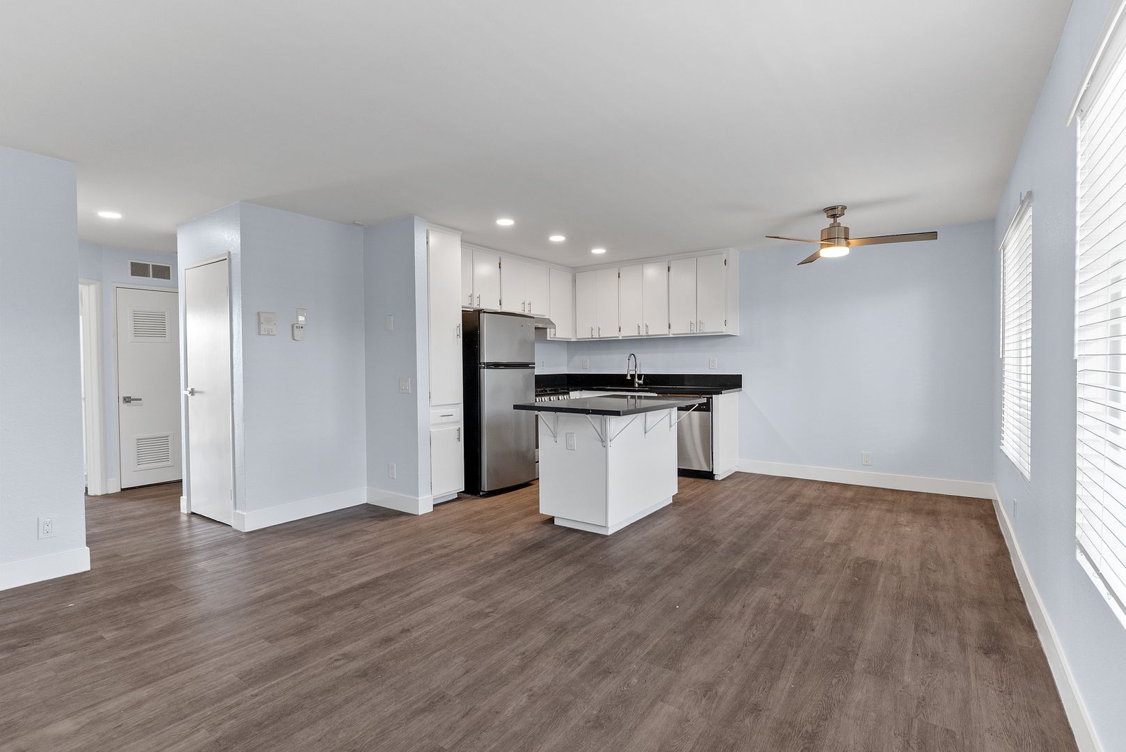 1066 Coronado Ave unit 202 – photo 3