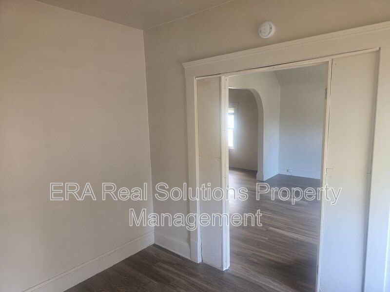 3449 W 63rd St unit 2 – photo 4