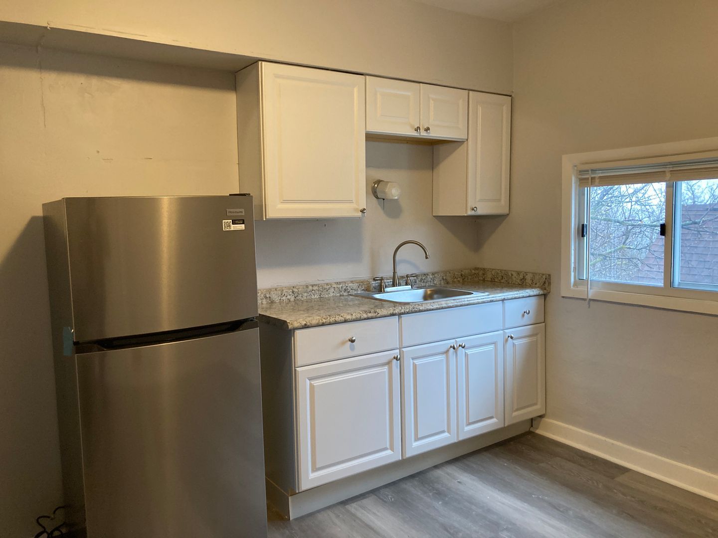 1330-1332 Pritchard St unit 1332 Pritchard Street Unit 3 – photo 1