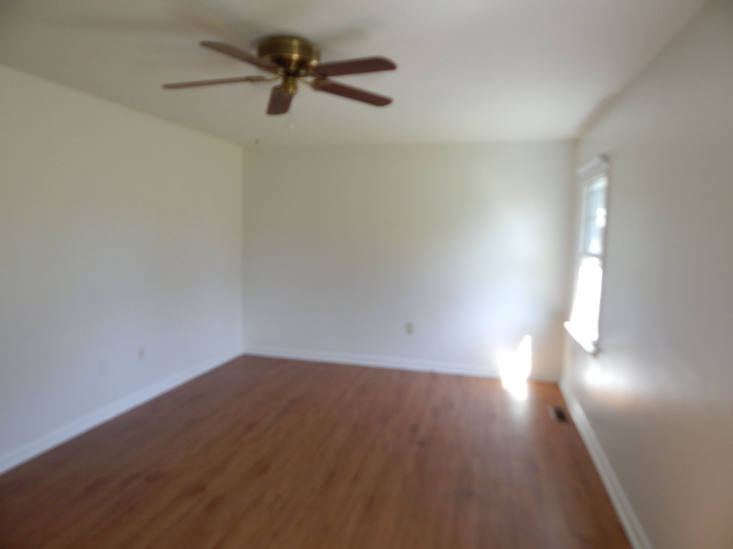 5126 Lord Tennyson Rd – photo 2