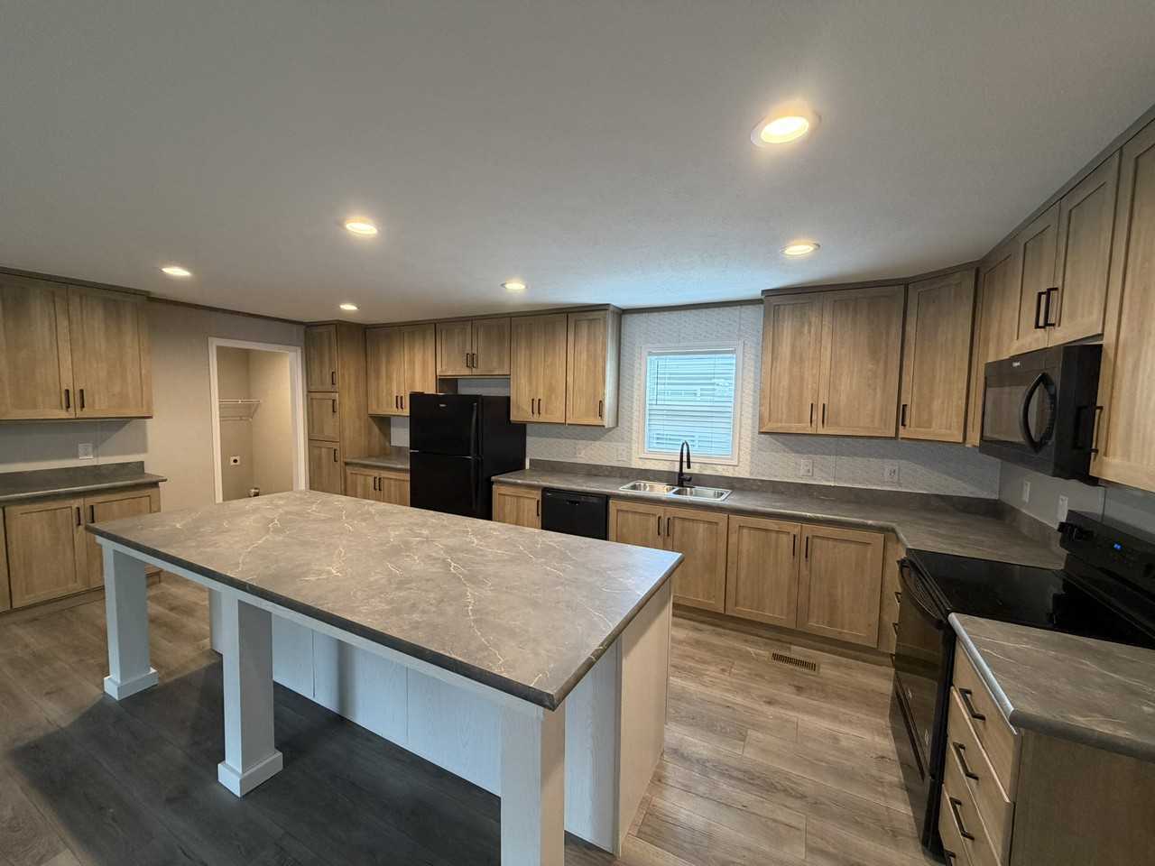2153 Pacific Dr unit 112B – photo 5