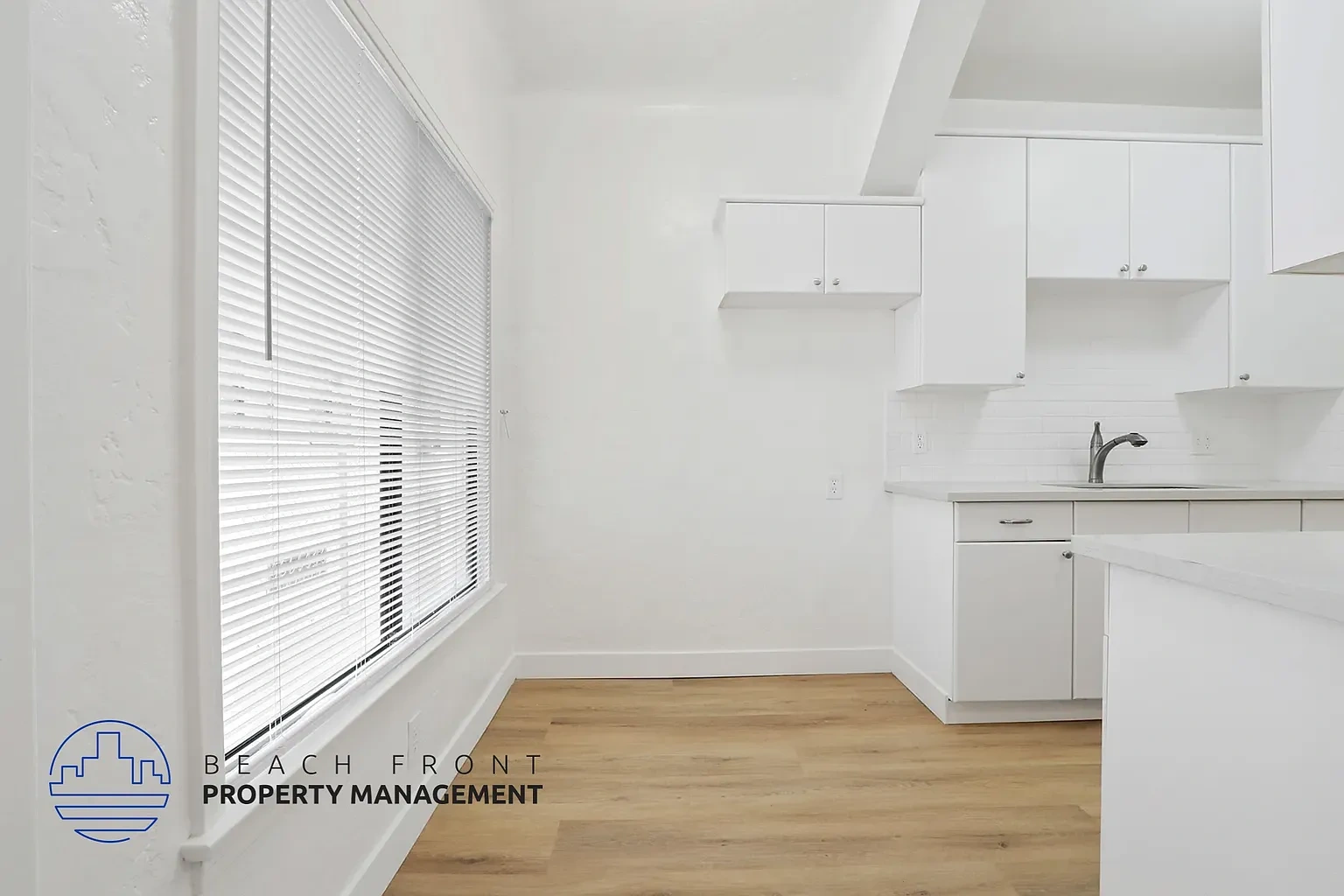 26 Alamitos Ave. – photo 4
