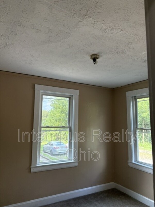 325 Hayes Ave unit # MC – photo 4