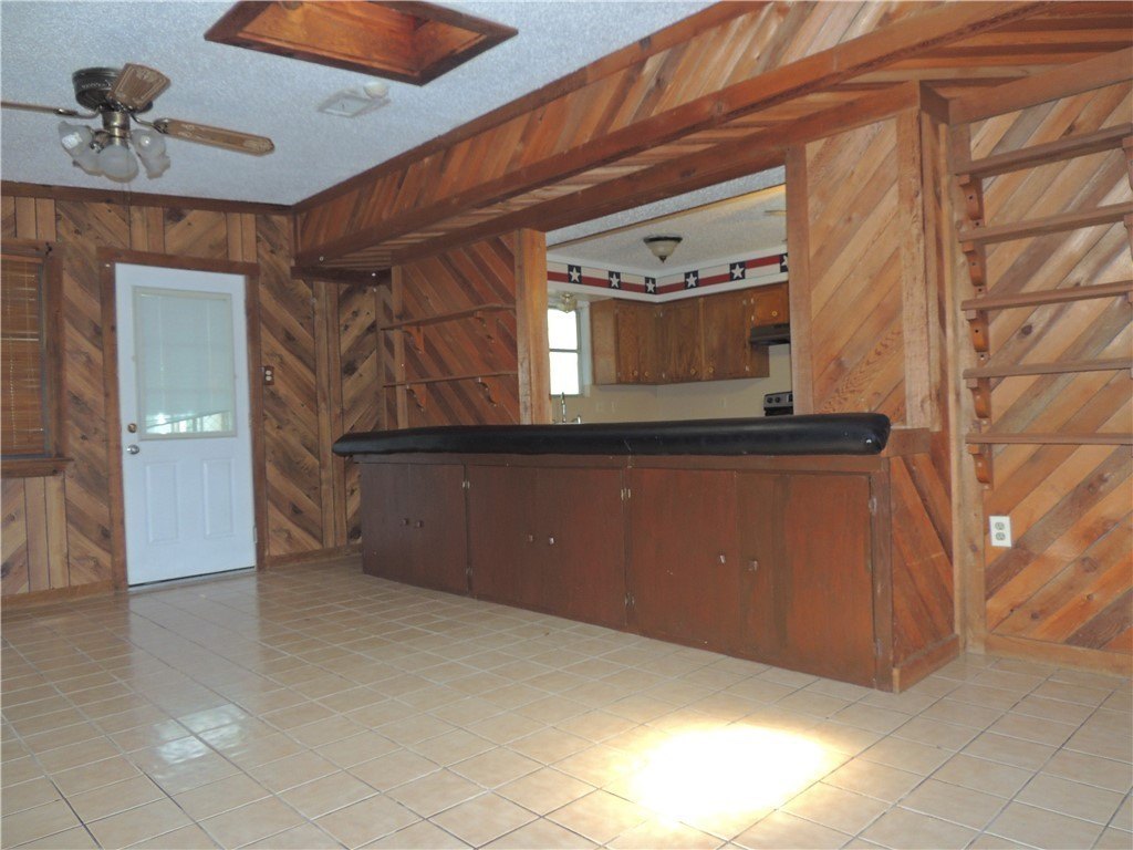 2187 Glenwood Dr – photo 5