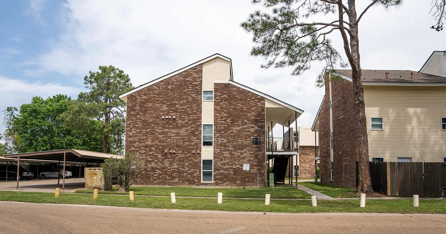 Oak Lane Apartments – photo 2