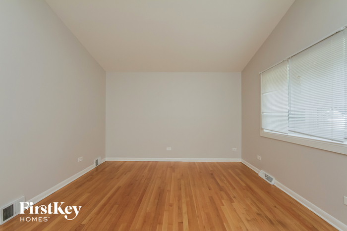3729 W 121st Pl – photo 3