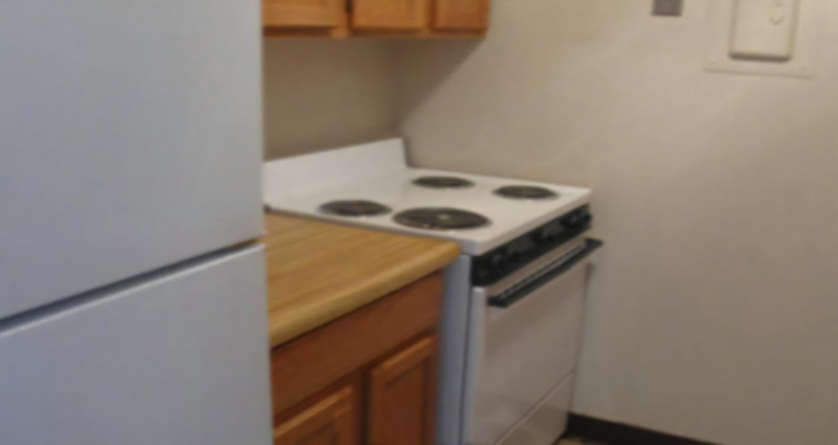 591 Montgomery St – photo 3