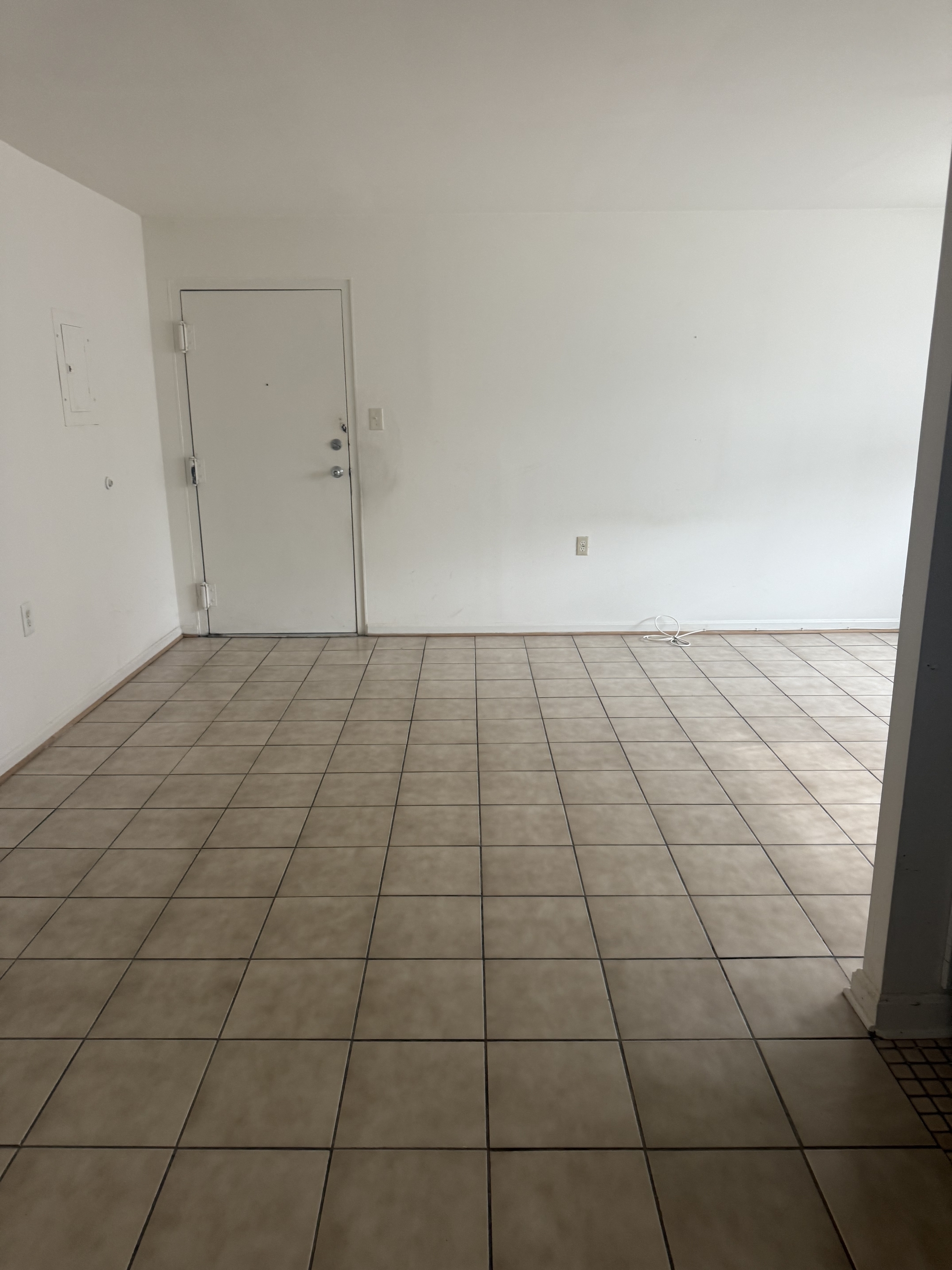 5100 Bass Pl SE unit # 101 – photo 3