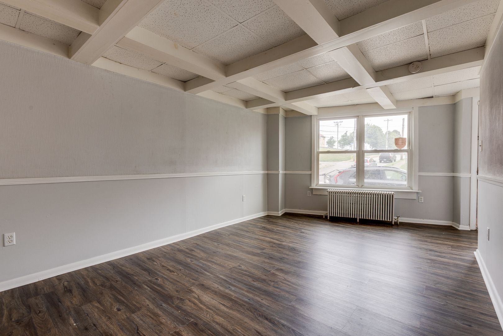 2300 Arlington Ave unit Bottom – photo 5