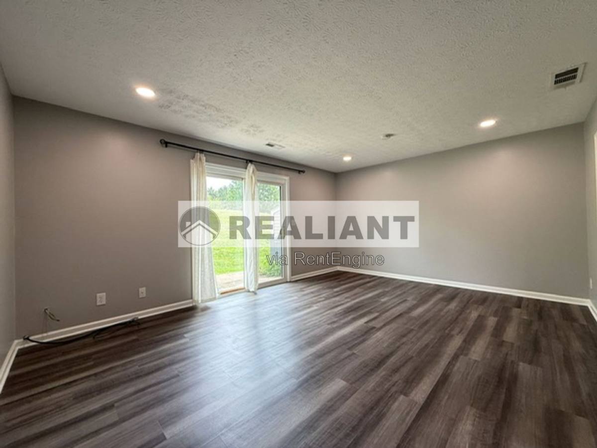 6446 Linkview Ct – photo 5