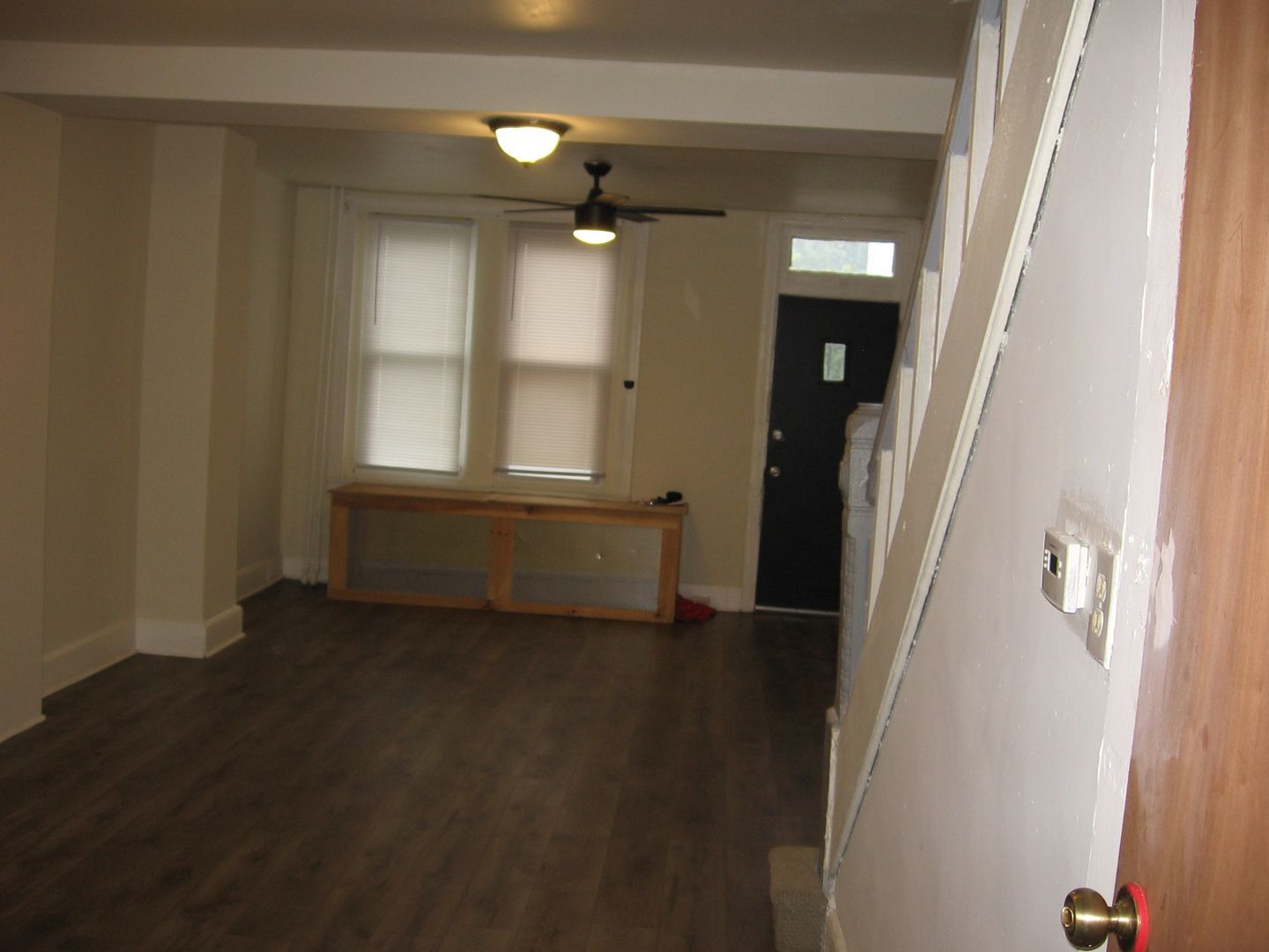 467 Mechanic St – photo 3