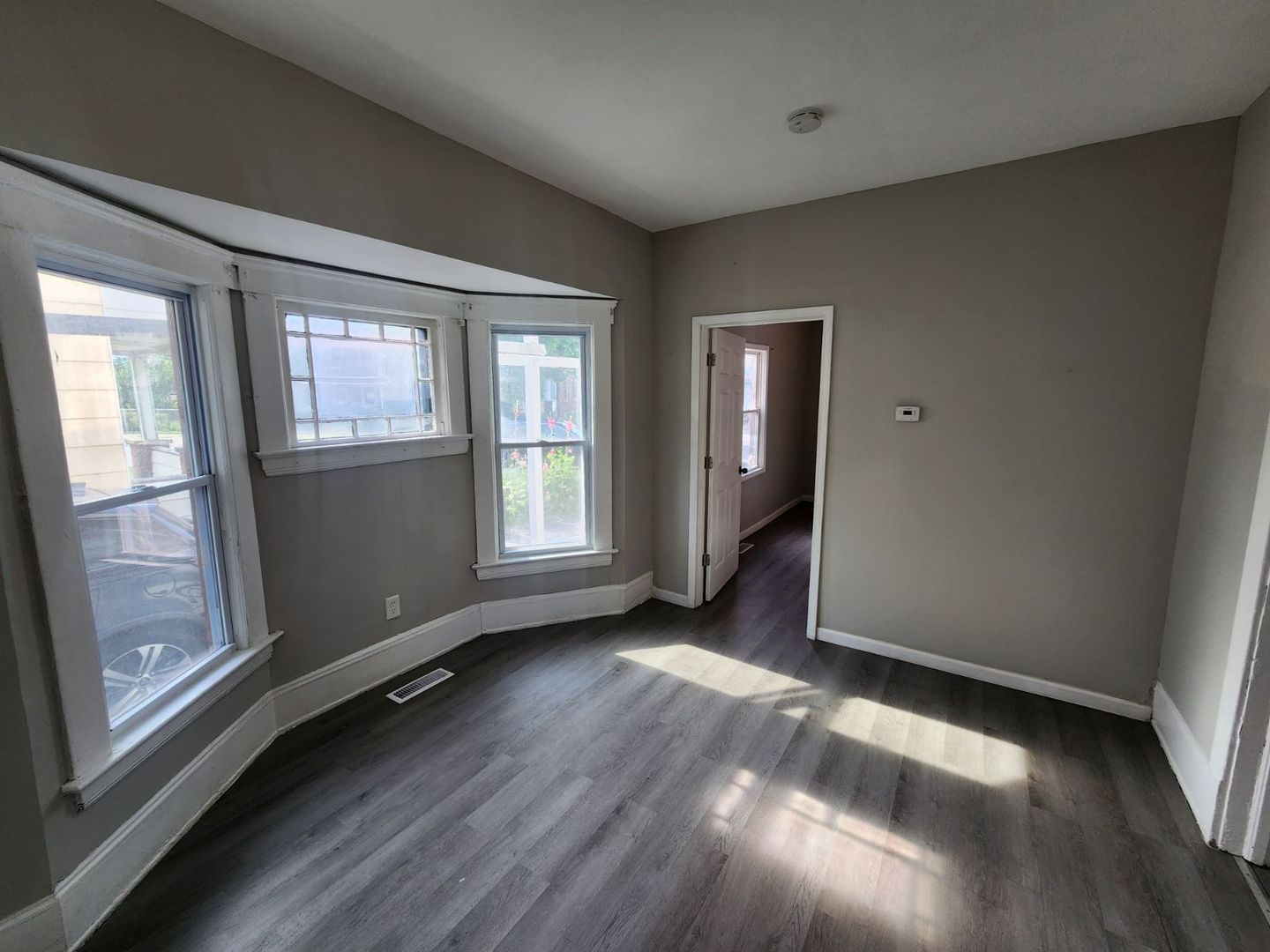 16014 Saranac Rd unit Unit 1-2 – photo 4