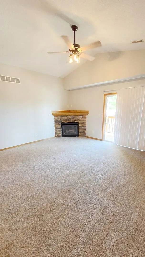 Meadow Court Apartments – photo 2