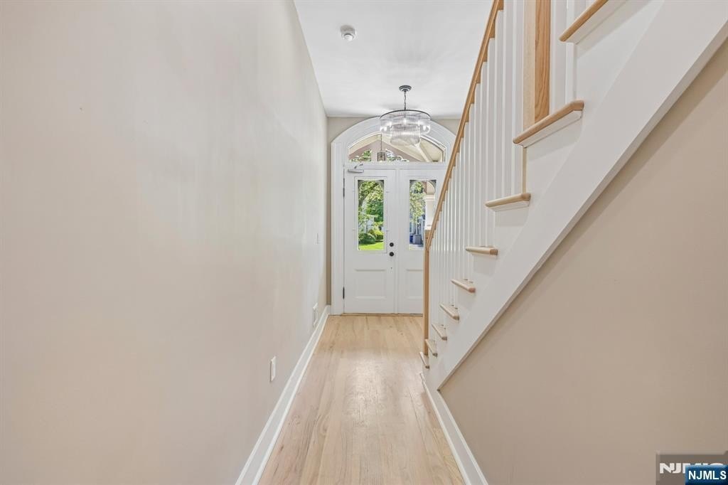 49 Park Ave #1 – photo 2