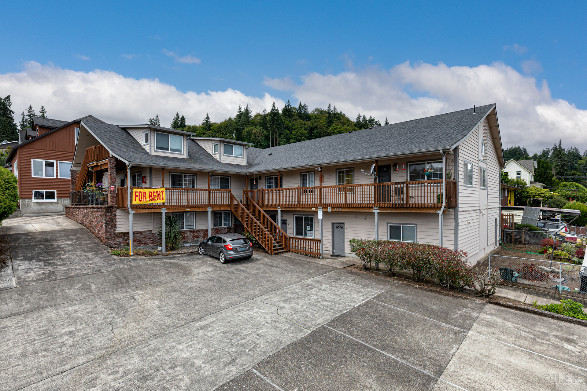 308 W 3rd St unit 7 – photo 1