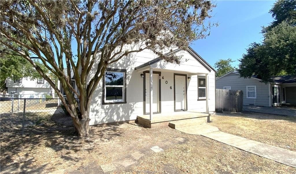 406 E North Ave #B – photo 1