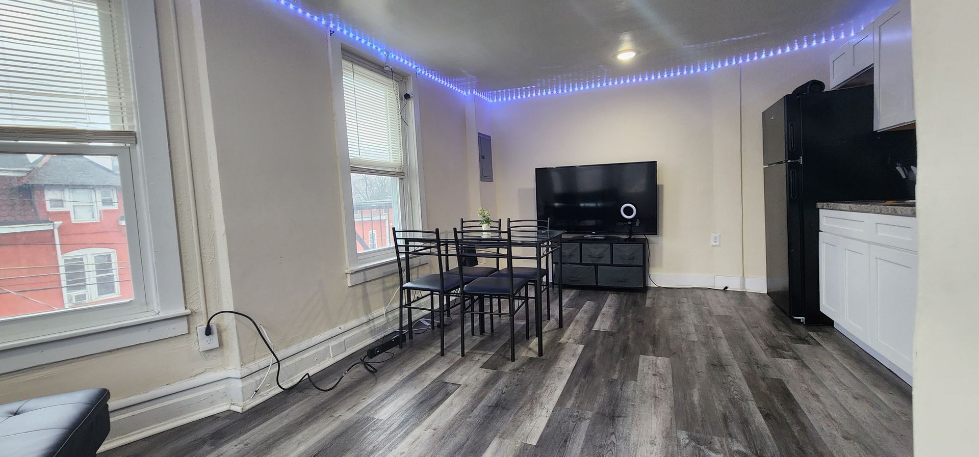 349 N 7th St unit Apt 8 – photo 2