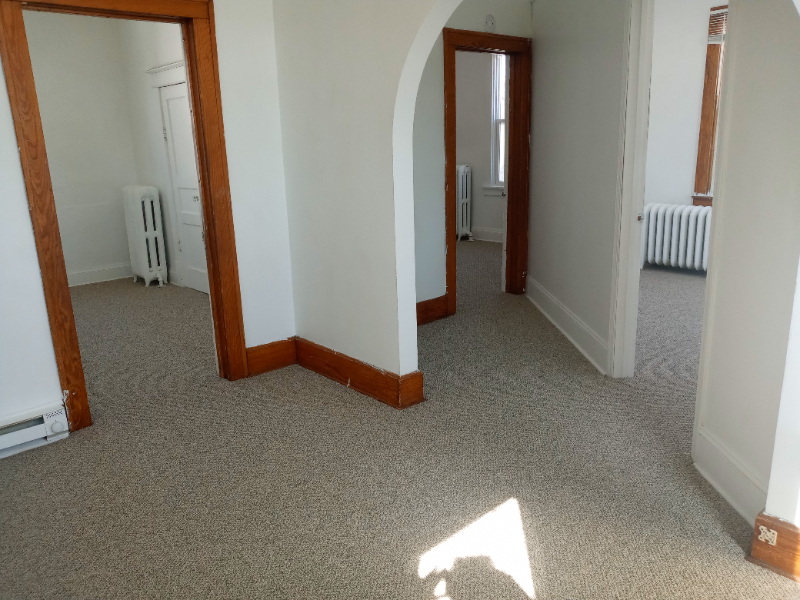 1210 Erie St – photo 4