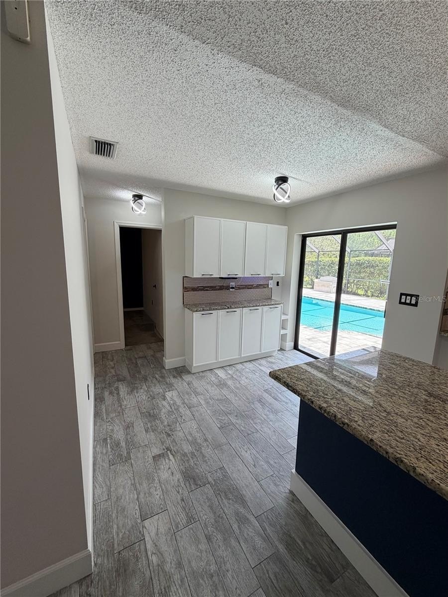 3221 Oakwood Pl – photo 4