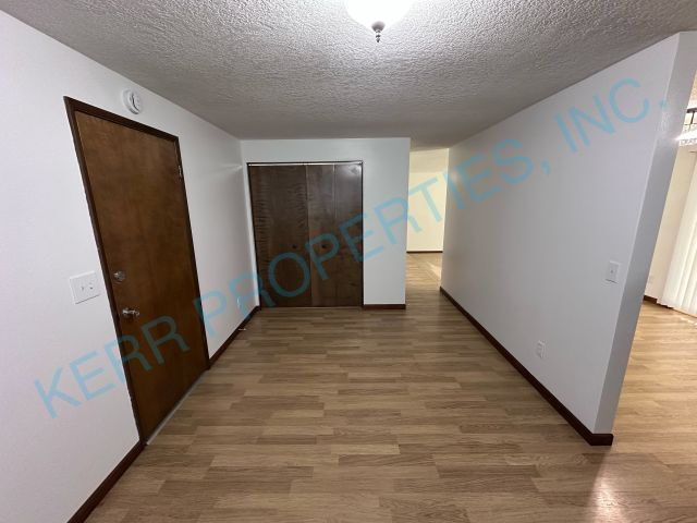 18660 Roundtree Dr – photo 5