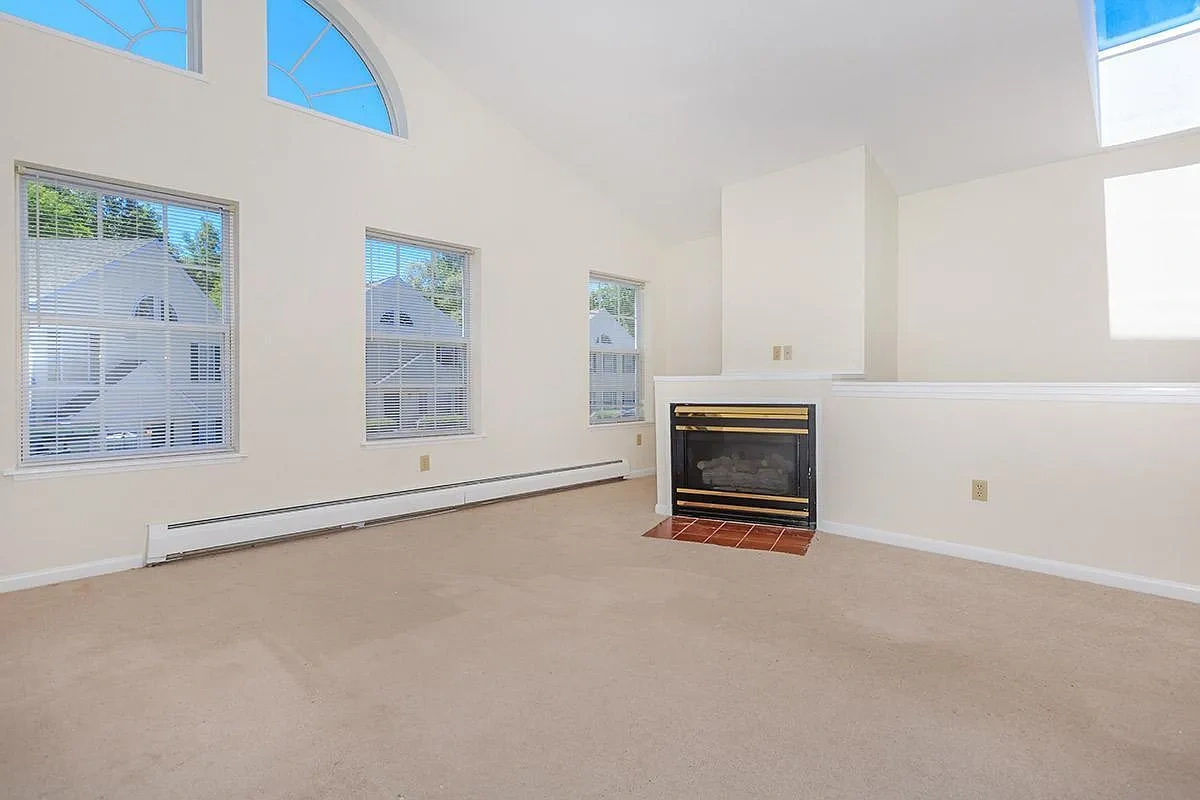 Eastgate Apartments – photo 4