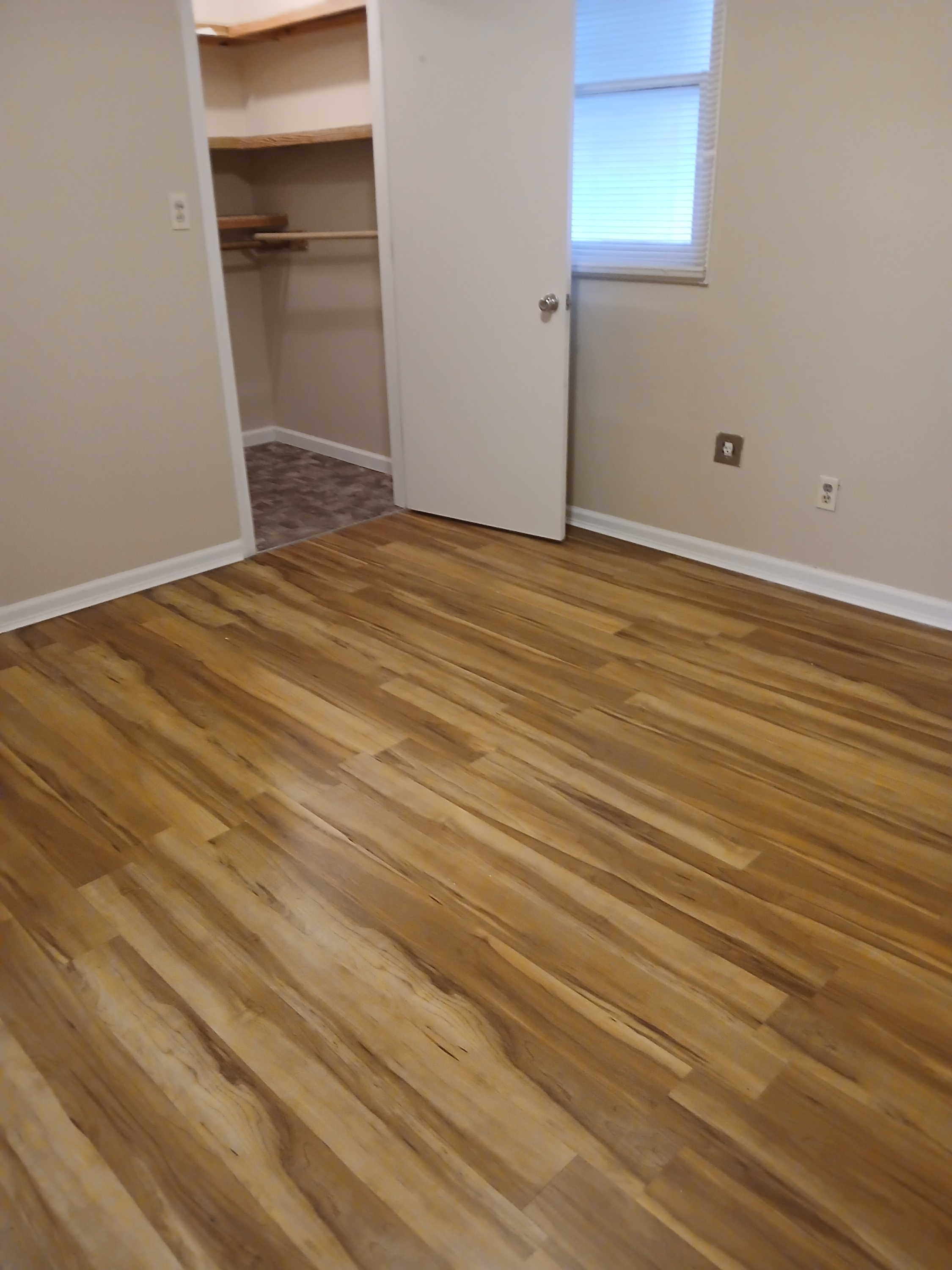 500 E Washington St – photo 3